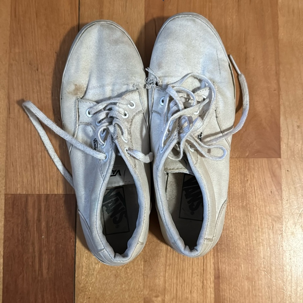 Vans women’s size 7 white